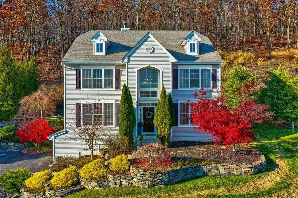 11 Heather Ridge Highland Mills NY 10930
