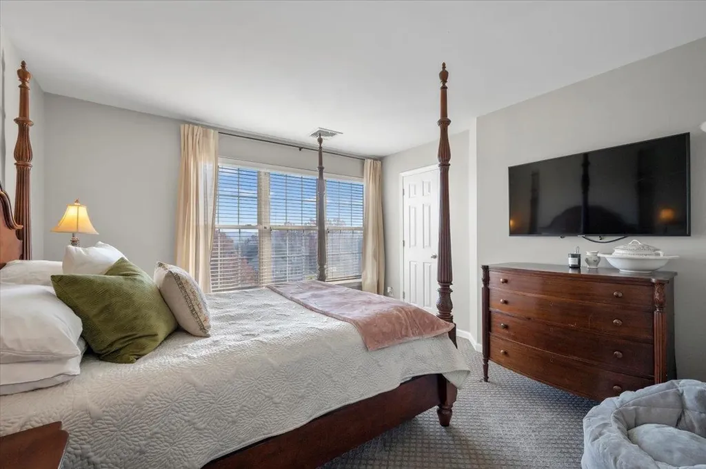 11 Heather Ridge Highland Mills NY 10930