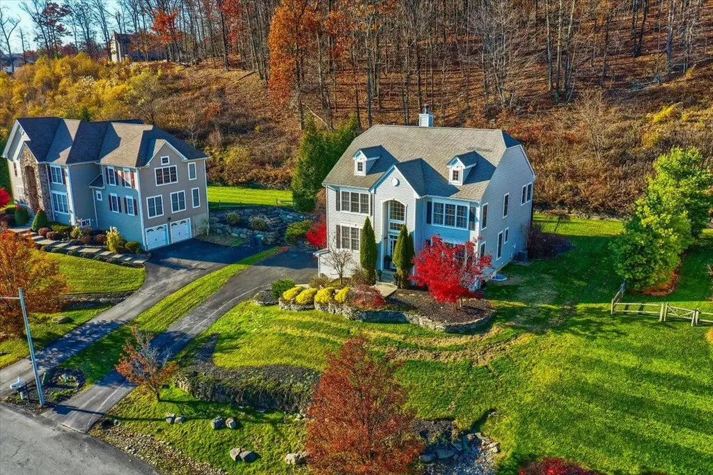 11 Heather Ridge Highland Mills NY 10930