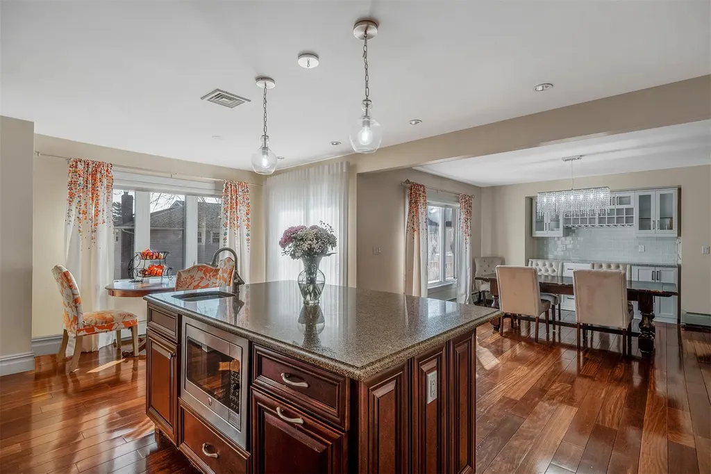 1070 Fordham Lane Woodmere NY 11598
