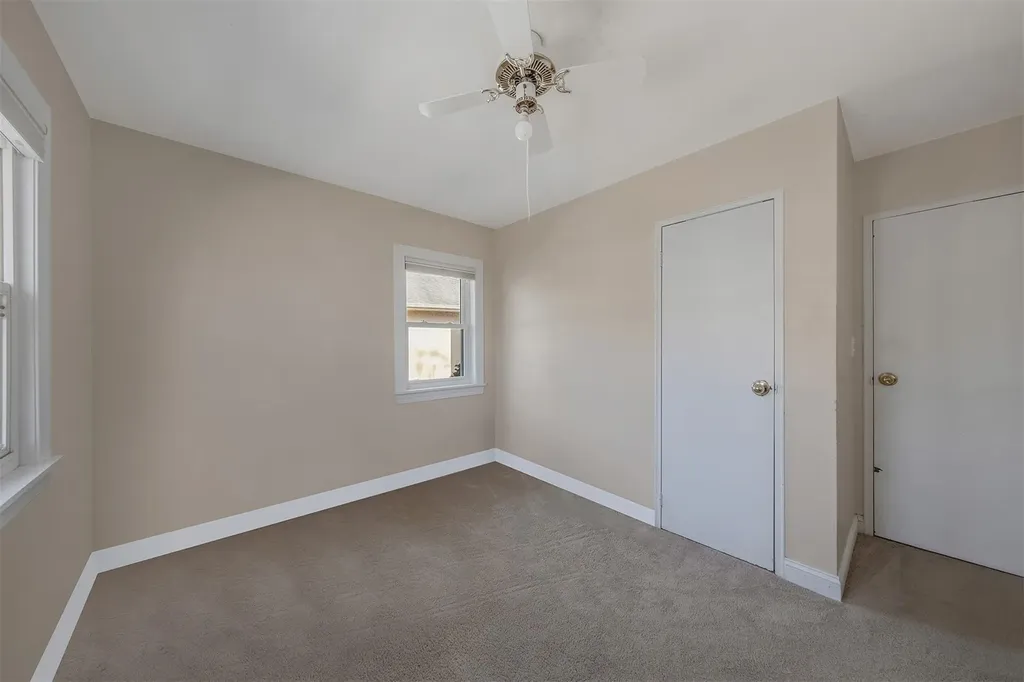 1070 Fordham Lane Woodmere NY 11598