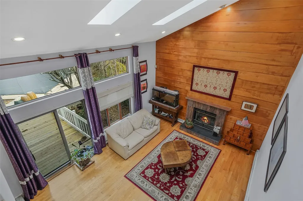 3 Panfield Place Mount Sinai NY 11766