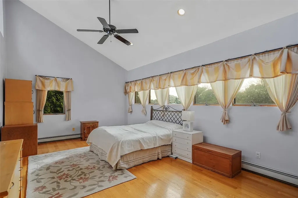 3 Panfield Place Mount Sinai NY 11766