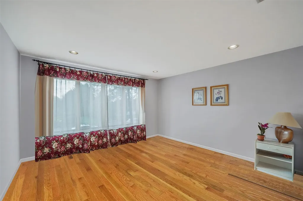 3 Panfield Place Mount Sinai NY 11766