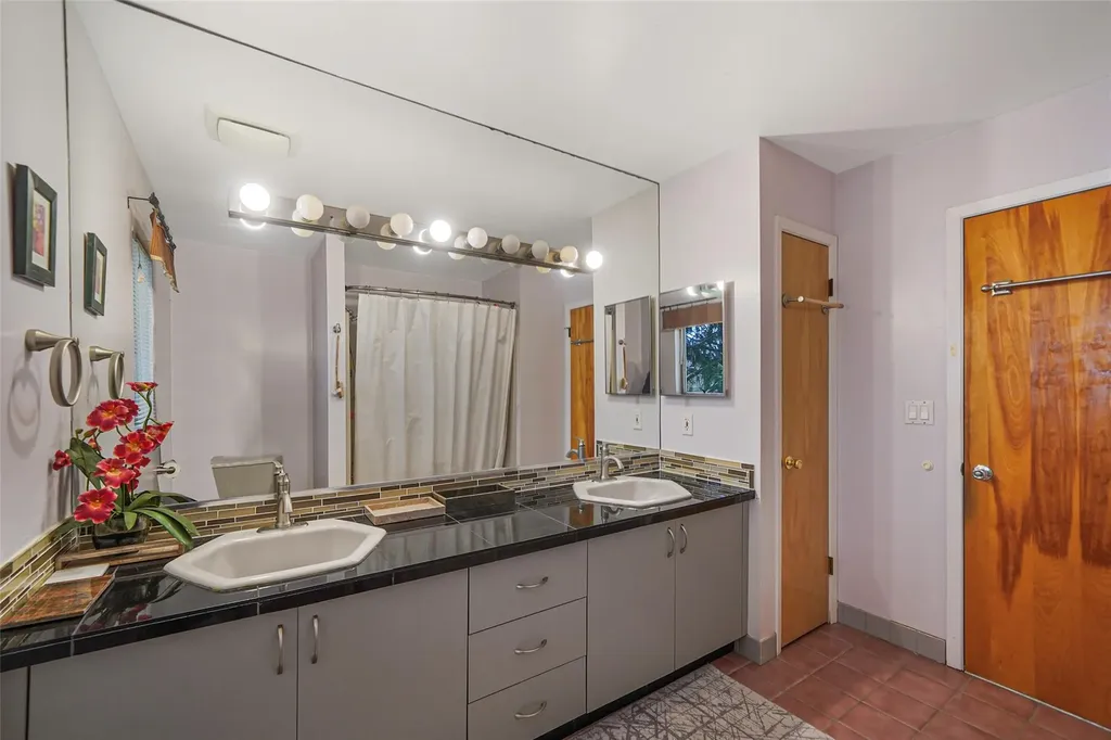 3 Panfield Place Mount Sinai NY 11766