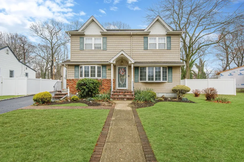 973 Bruce Drive Wantagh NY 11793