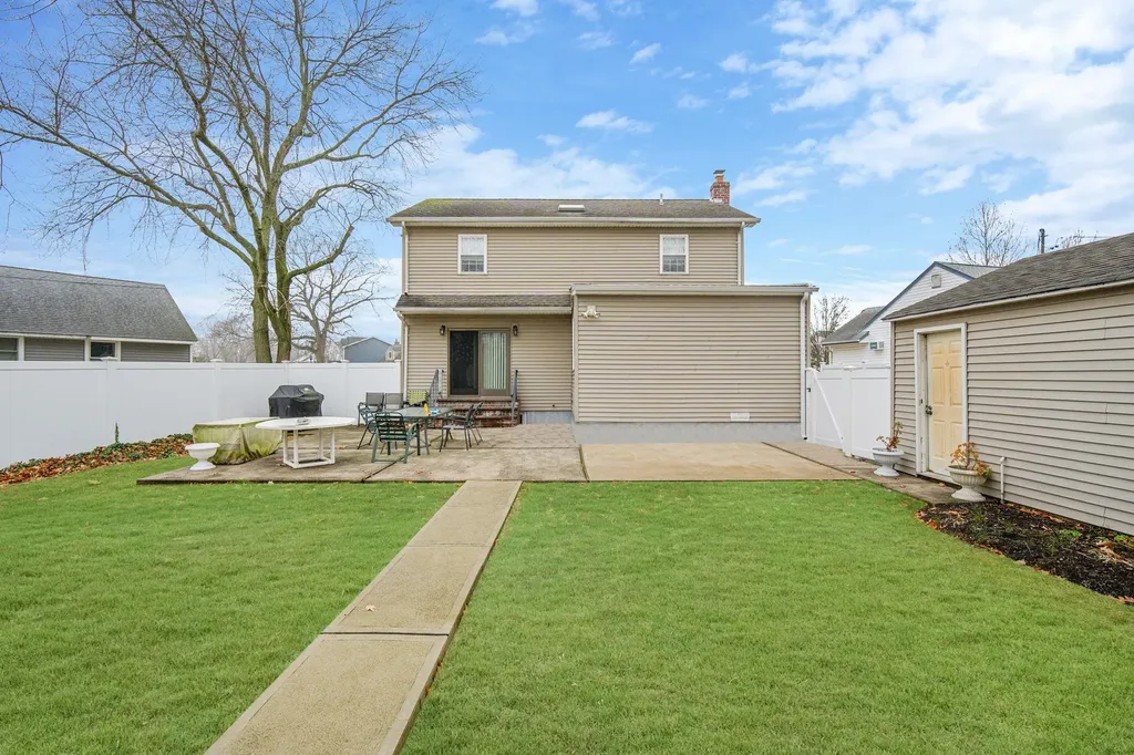 973 Bruce Drive Wantagh NY 11793