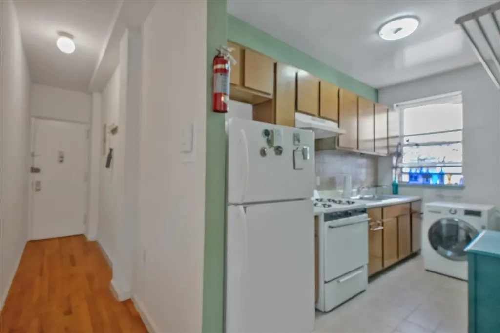2400 Davidson Avenue Bronx NY 10468