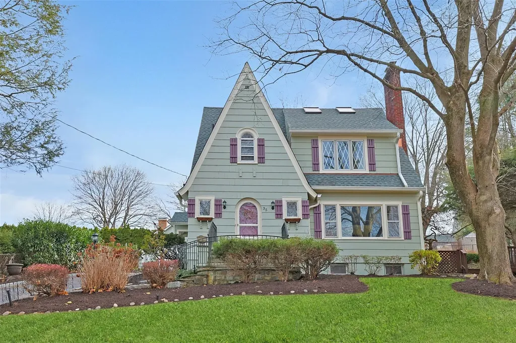 35 Livingston Avenue Valhalla NY 10595