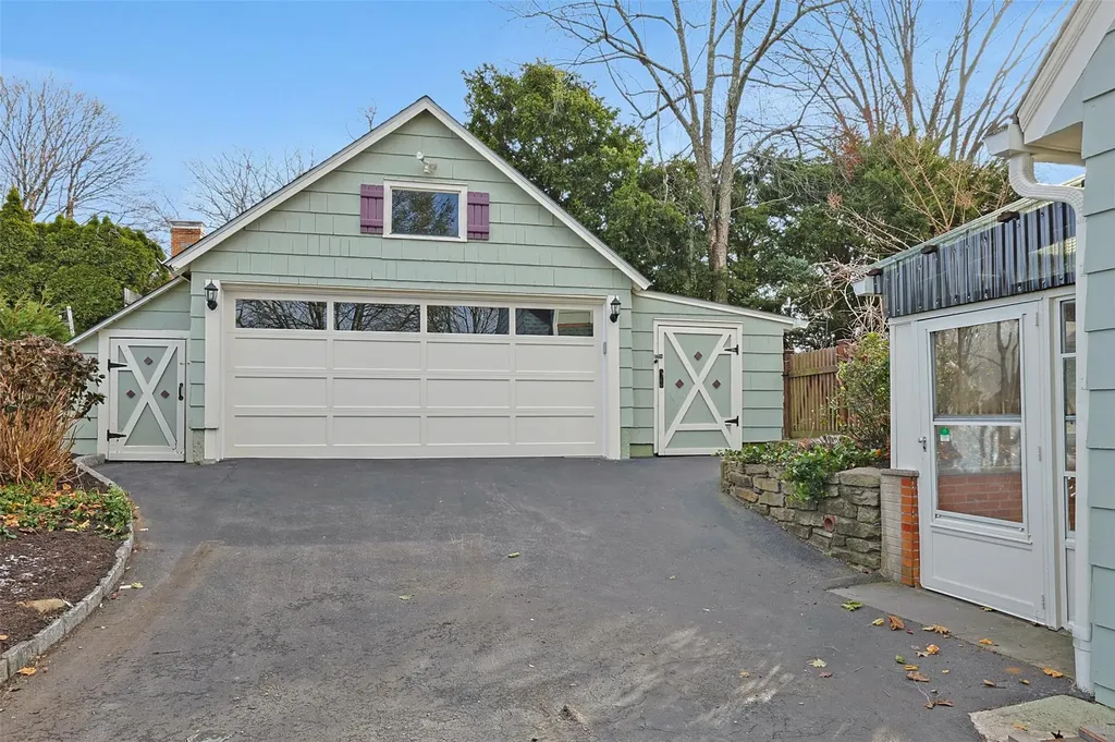 35 Livingston Avenue Valhalla NY 10595