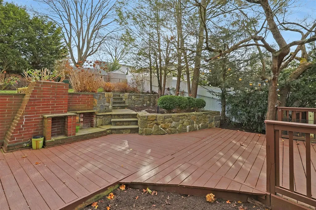 35 Livingston Avenue Valhalla NY 10595