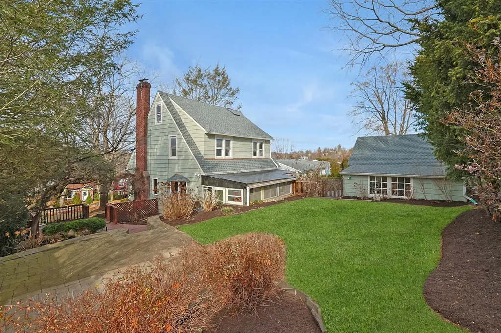 35 Livingston Avenue Valhalla NY 10595