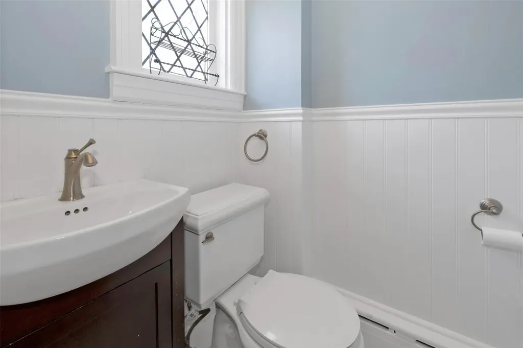 35 Livingston Avenue Valhalla NY 10595