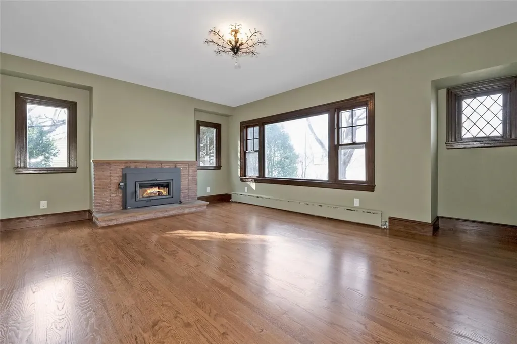 35 Livingston Avenue Valhalla NY 10595