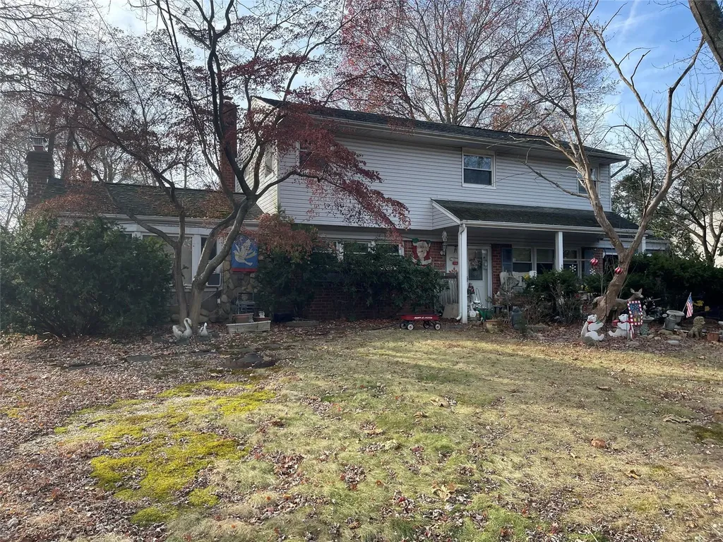 3 Wheatfield Lane Commack NY 11725