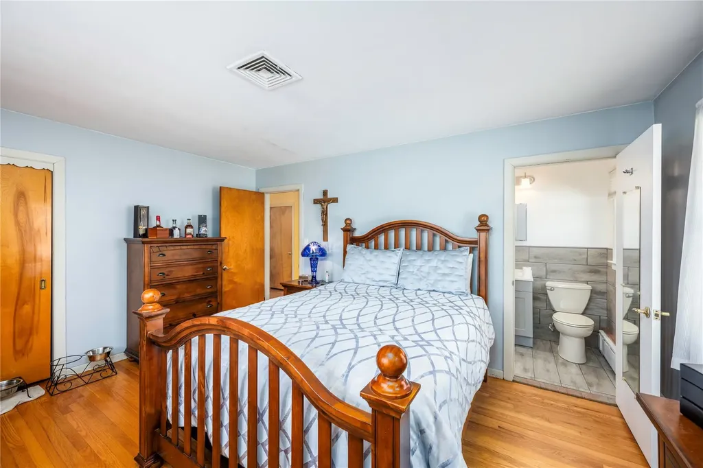 13 Wendy Drive Poughkeepsie NY 12603