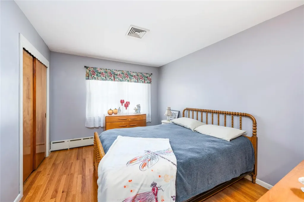 13 Wendy Drive Poughkeepsie NY 12603