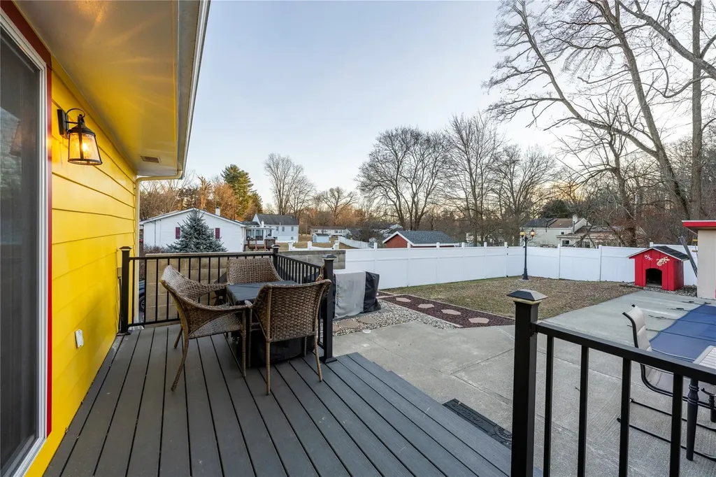 13 Wendy Drive Poughkeepsie NY 12603
