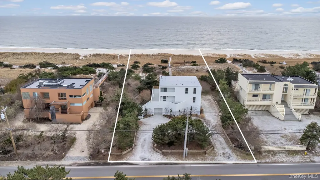 561 Dune Road Westhampton NY 11978