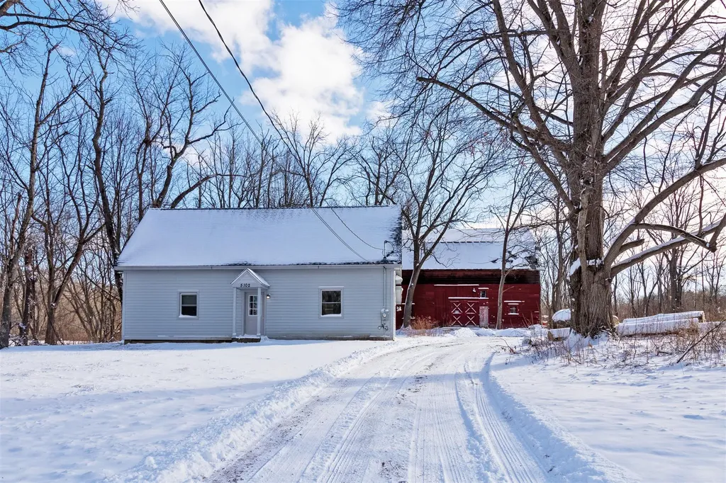 5098-5102 Route 9g Tivoli NY 12583