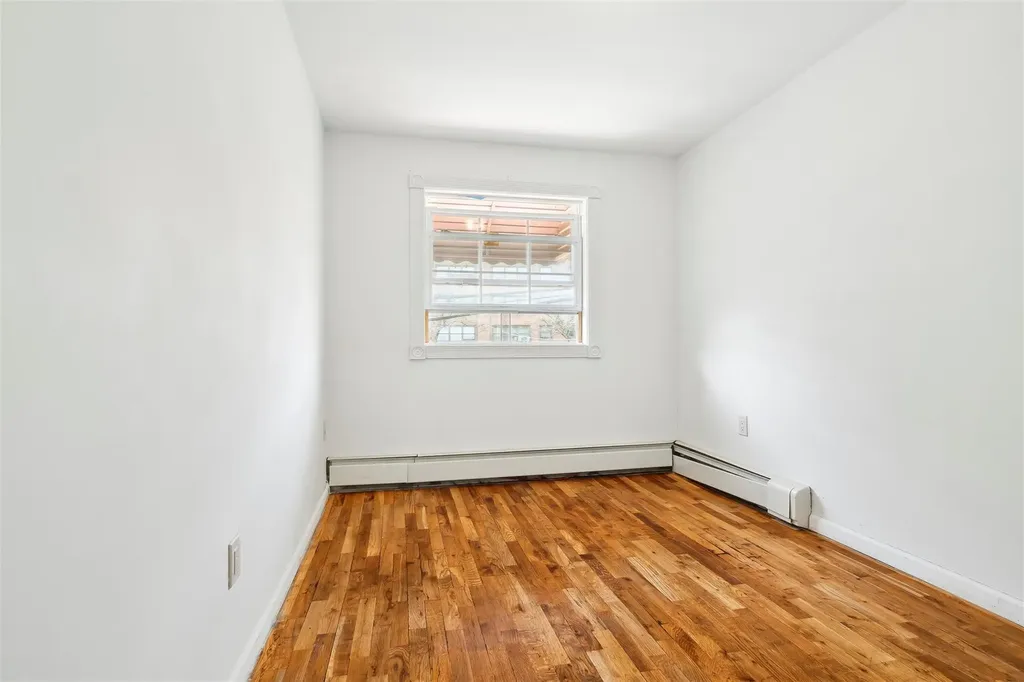 458 Swinton Avenue Bronx NY 10465