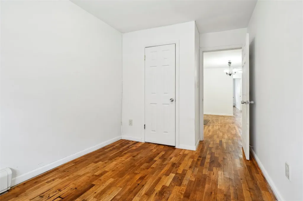 458 Swinton Avenue Bronx NY 10465