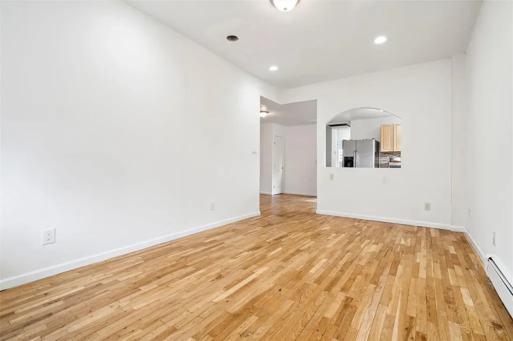 458 Swinton Avenue Bronx NY 10465
