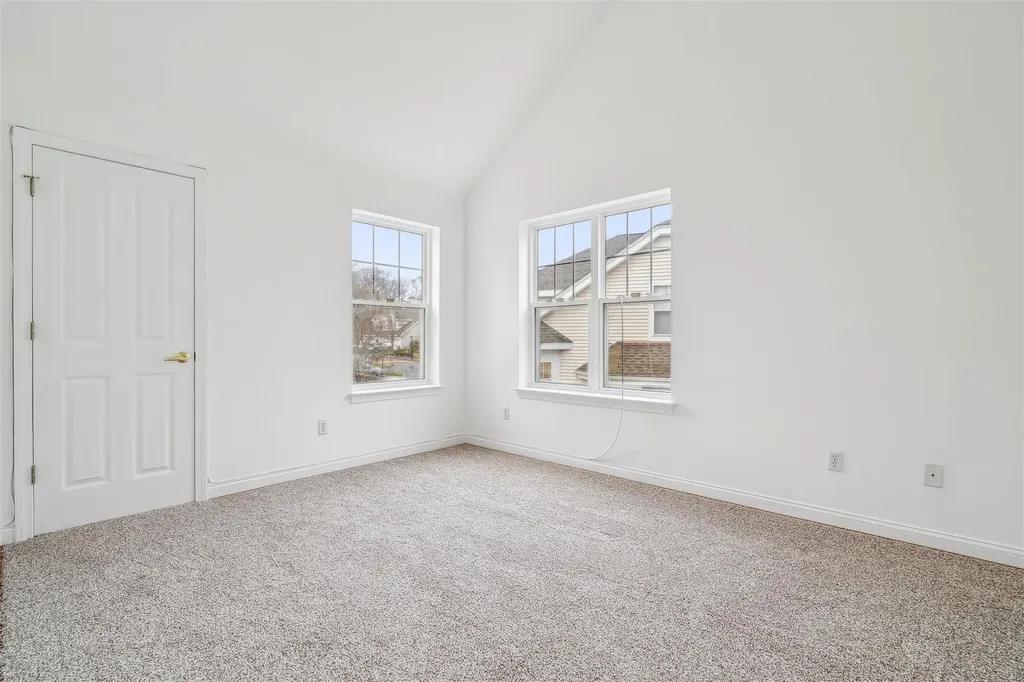 113 Winding Ridge Road White Plains NY 10603