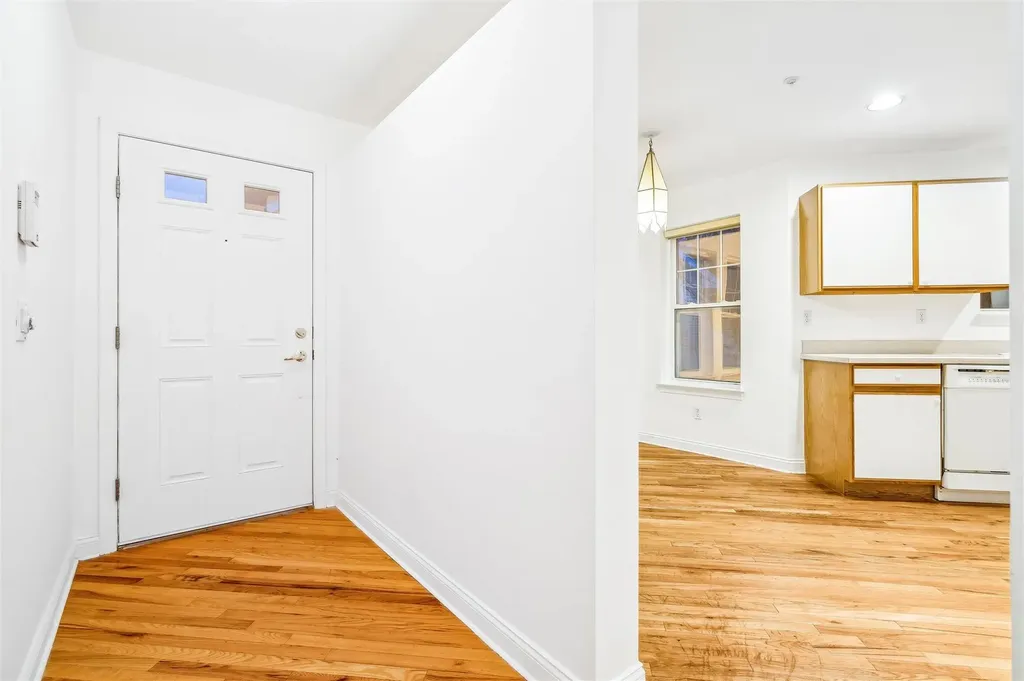 113 Winding Ridge Road White Plains NY 10603