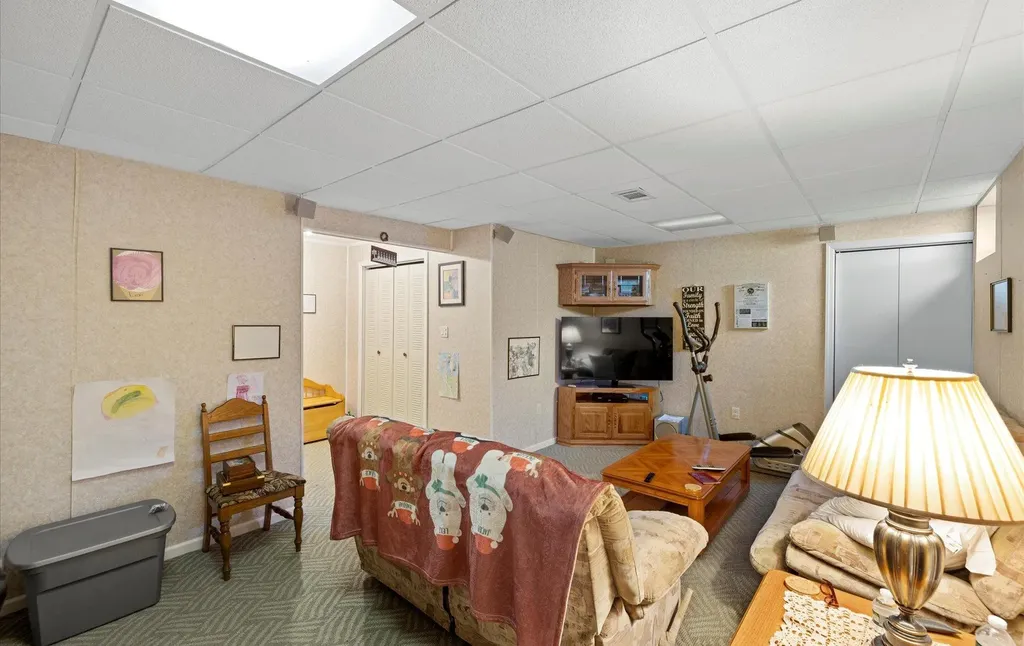 59 Pleasantview Drive Central Islip NY 11722