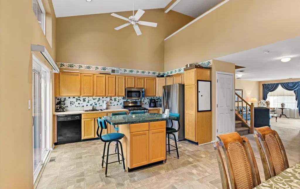 59 Pleasantview Drive Central Islip NY 11722
