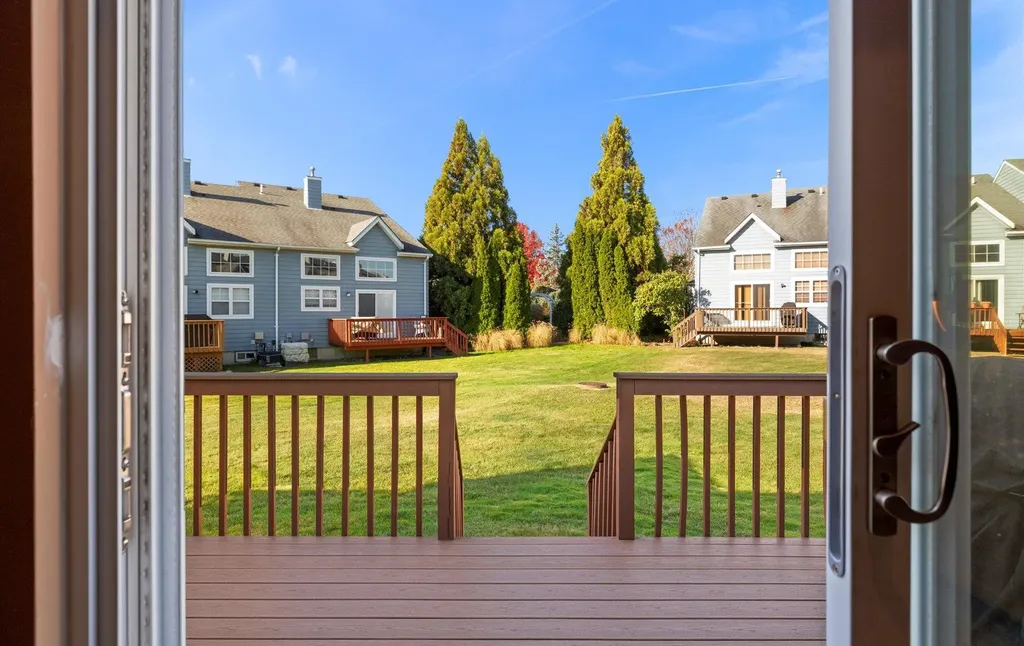 59 Pleasantview Drive Central Islip NY 11722