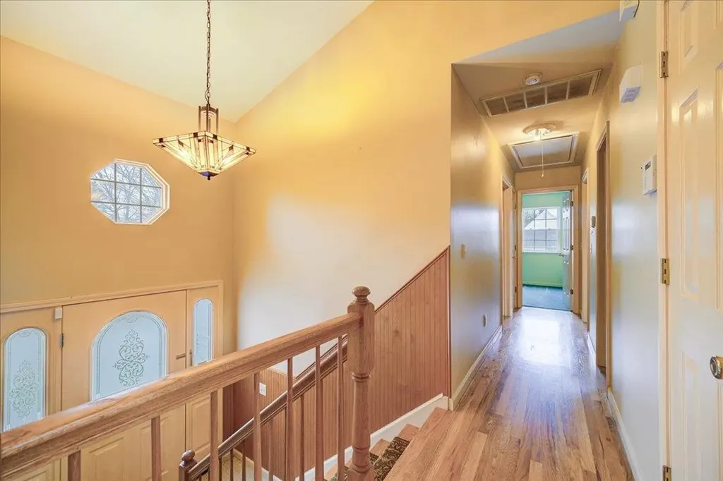 6 Edwards Drive Pine Bush NY 12566