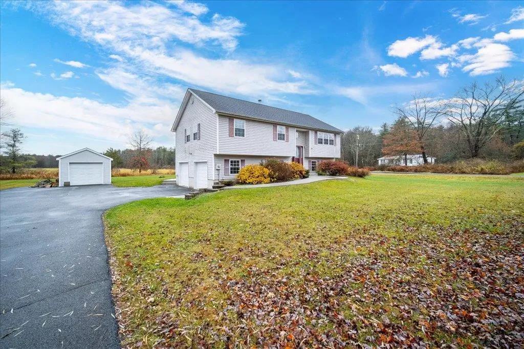 6 Edwards Drive Pine Bush NY 12566