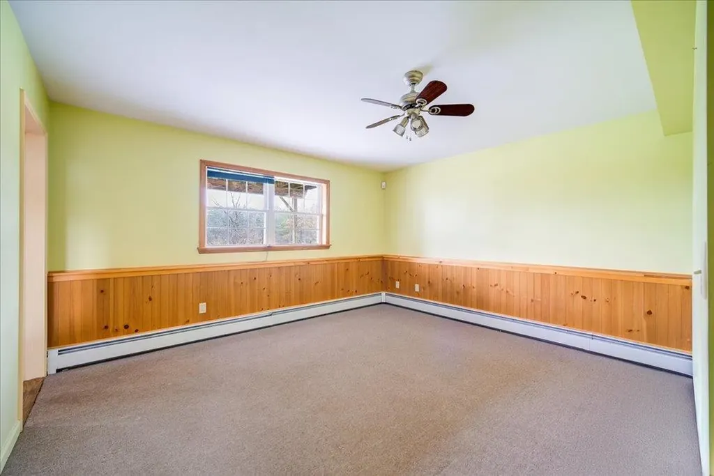6 Edwards Drive Pine Bush NY 12566