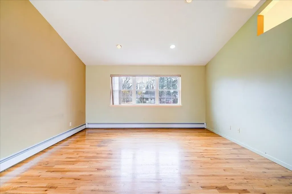 6 Edwards Drive Pine Bush NY 12566