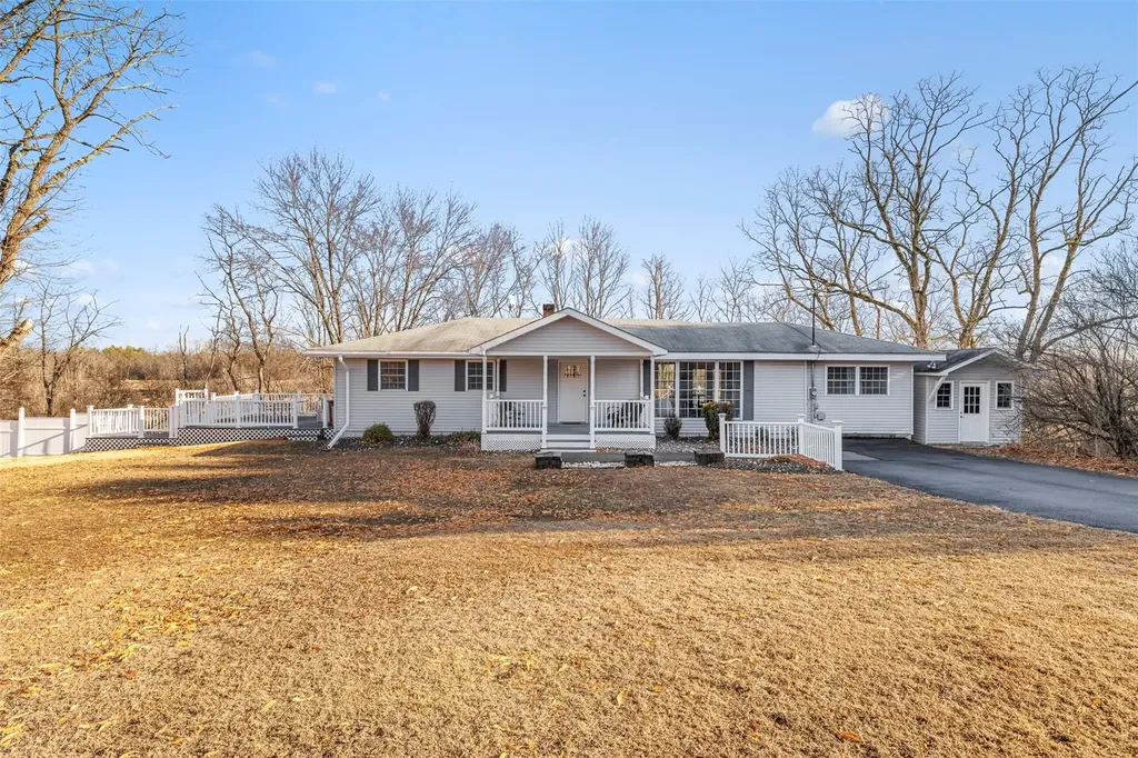 69 Eastern Parkway Germantown NY 12526