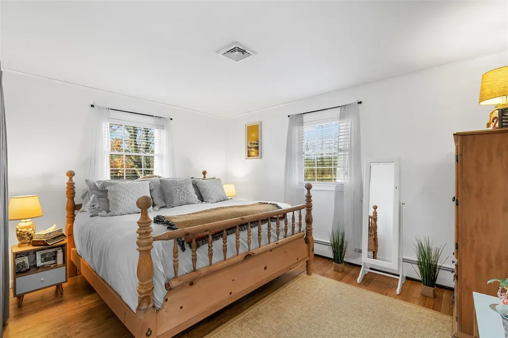 69 Eastern Parkway Germantown NY 12526