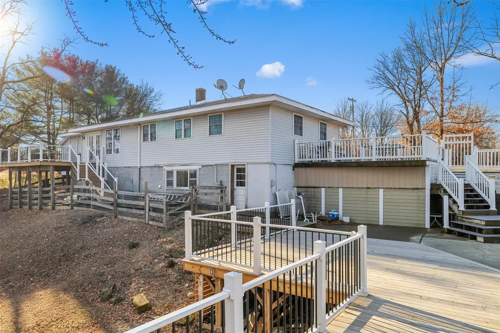 69 Eastern Parkway Germantown NY 12526