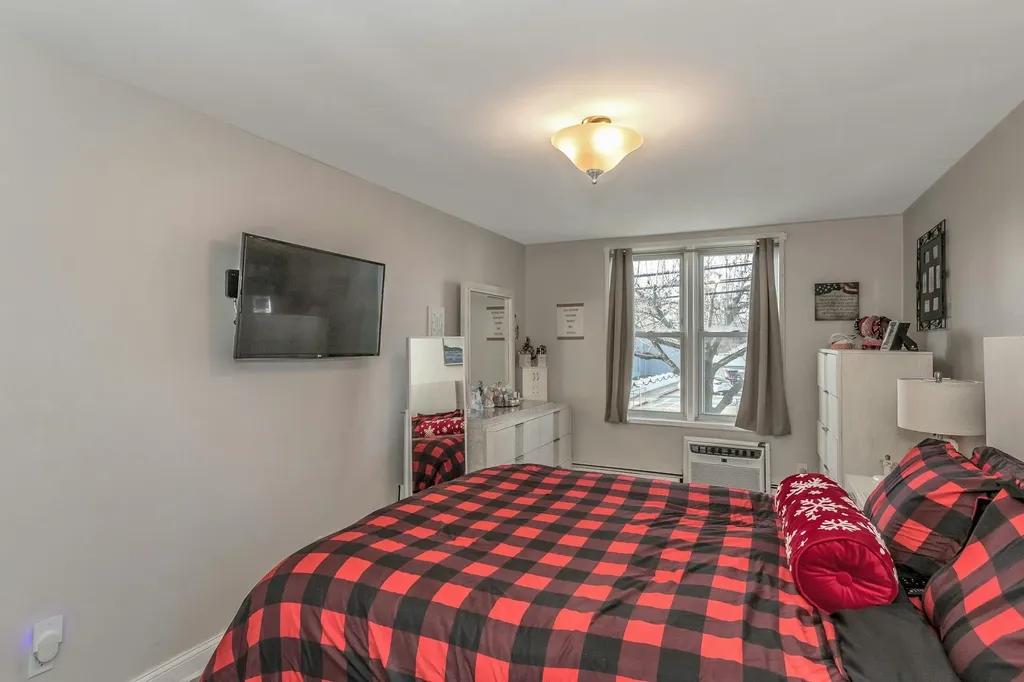 60 Hempstead Avenue Lynbrook NY 11563