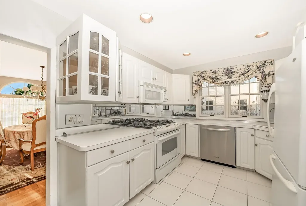 153 Lincoln Boulevard Merrick NY 11566