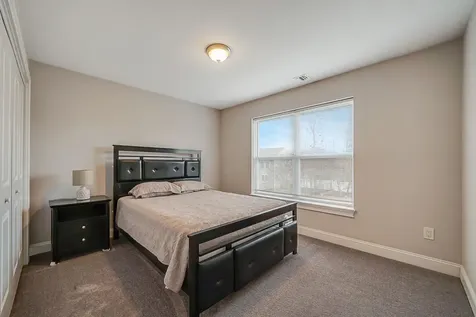 31 Windus Shirley NY 11967