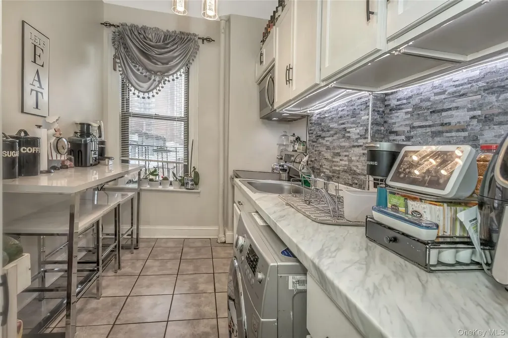 1383 Plimpton Avenue Bronx NY 10452