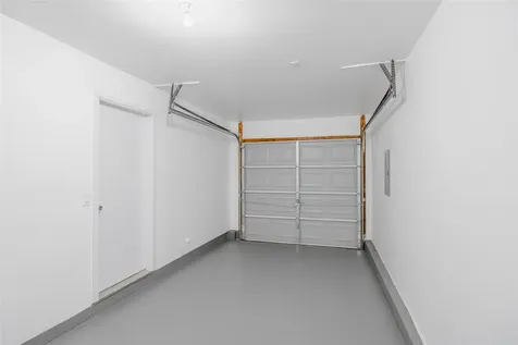 8 Woodchuck Trail Coram NY 11727