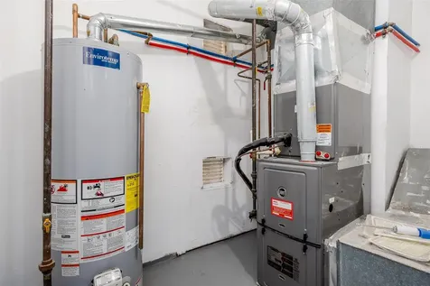 8 Woodchuck Trail Coram NY 11727