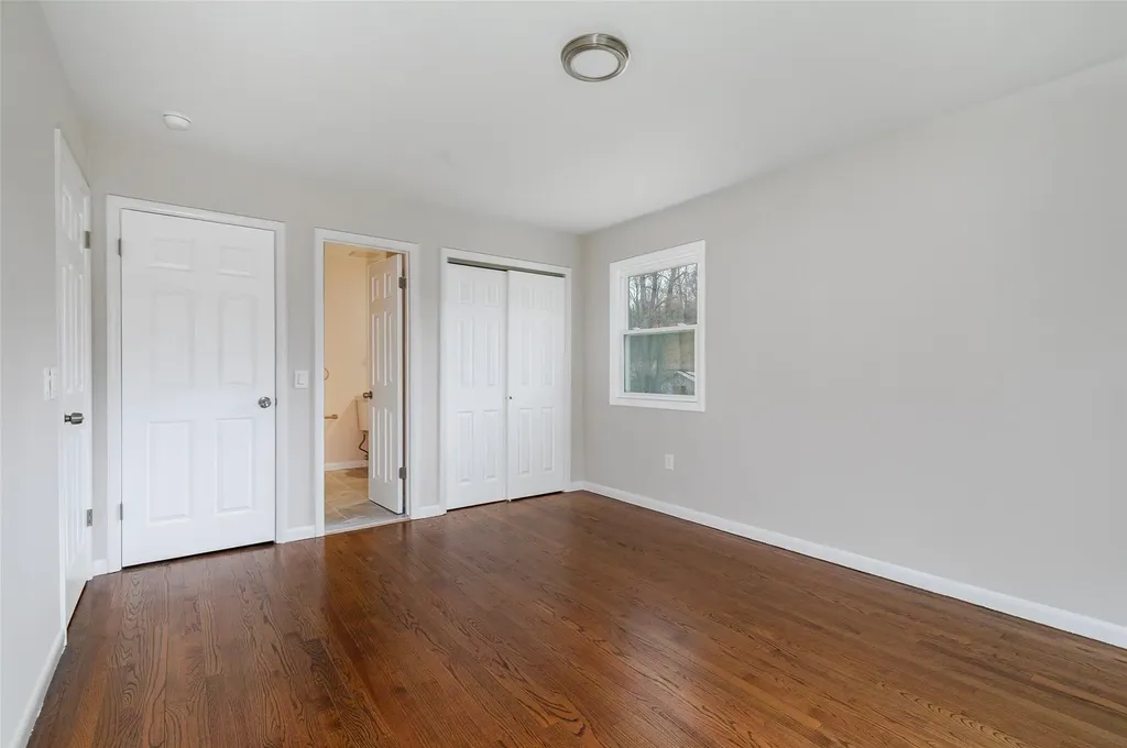 63 Camelot Road Poughkeepsie NY 12601