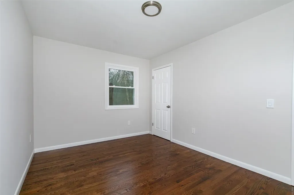 63 Camelot Road Poughkeepsie NY 12601
