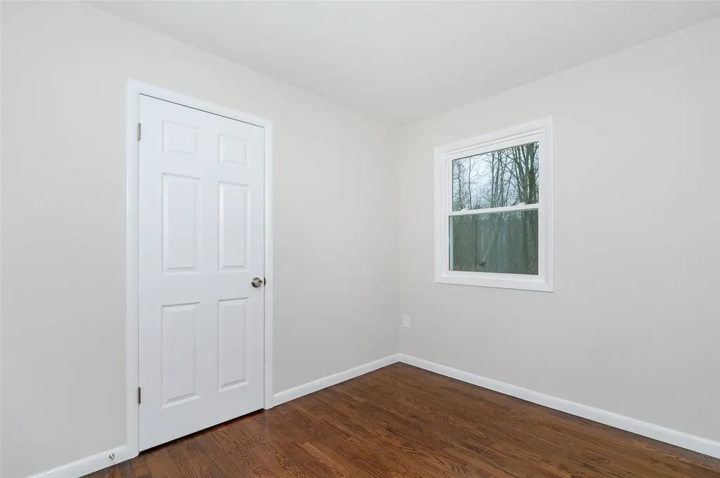 63 Camelot Road Poughkeepsie NY 12601