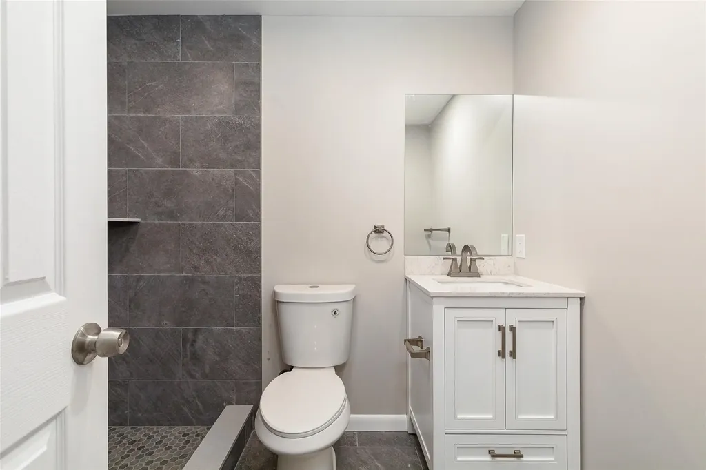 63 Camelot Road Poughkeepsie NY 12601