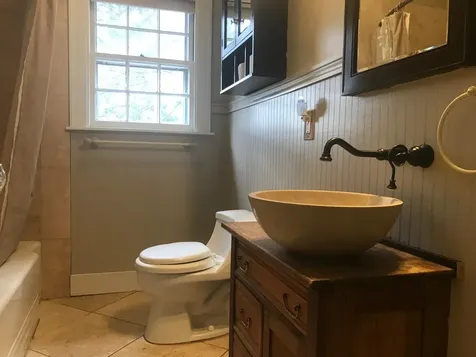 15 Charles Street Hudson NY 12534